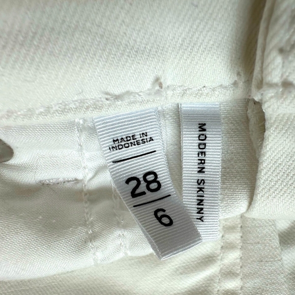 Women's Jeans White Cotton Jeans Ann Taylor LOFT Modern Skinny Jeans - Picture 5 of 6